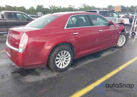 2013 Chrysler 300 Motown z USA, uszkodzony, nr VIN 2C3CCAAG2DH573414